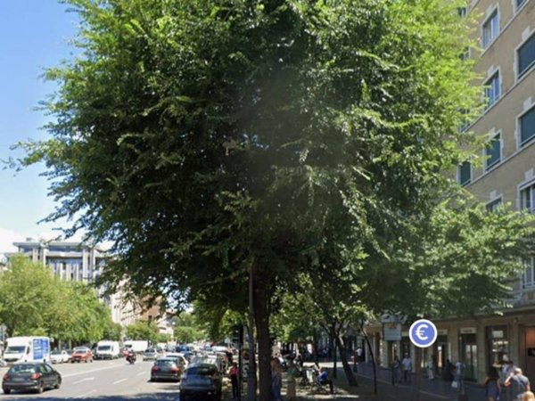 negozio in vendita a Roma in zona Rione Prati