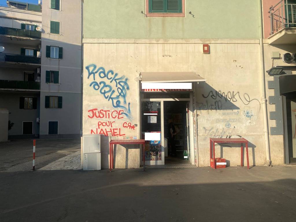 negozio in vendita a Roma in zona Prenestino-Centocelle