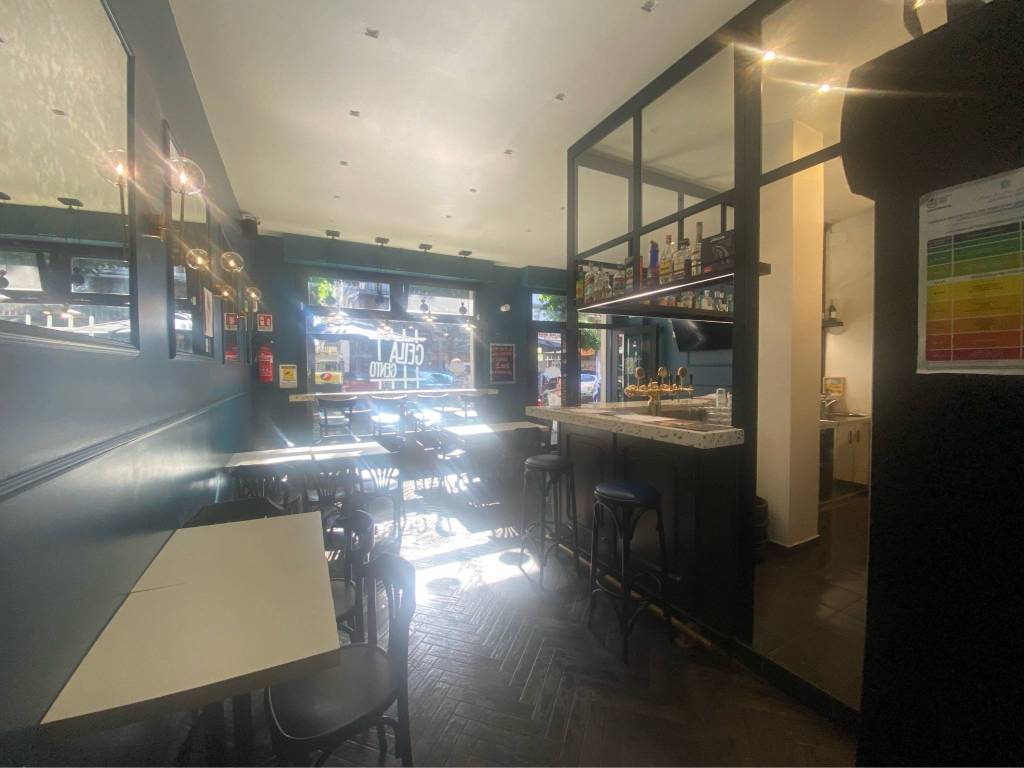 negozio in vendita a Roma in zona Prenestino-Centocelle