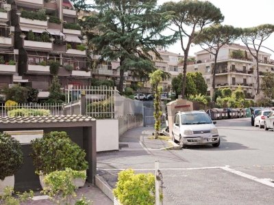 negozio in vendita a Roma in zona Gianicolense