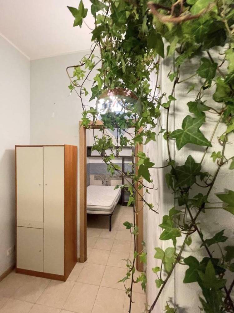 casa indipendente in vendita a Roma in zona Tuscolano