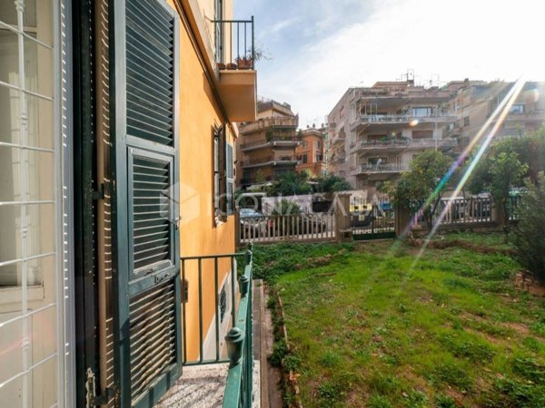 appartamento in vendita a Roma in zona Nomentano