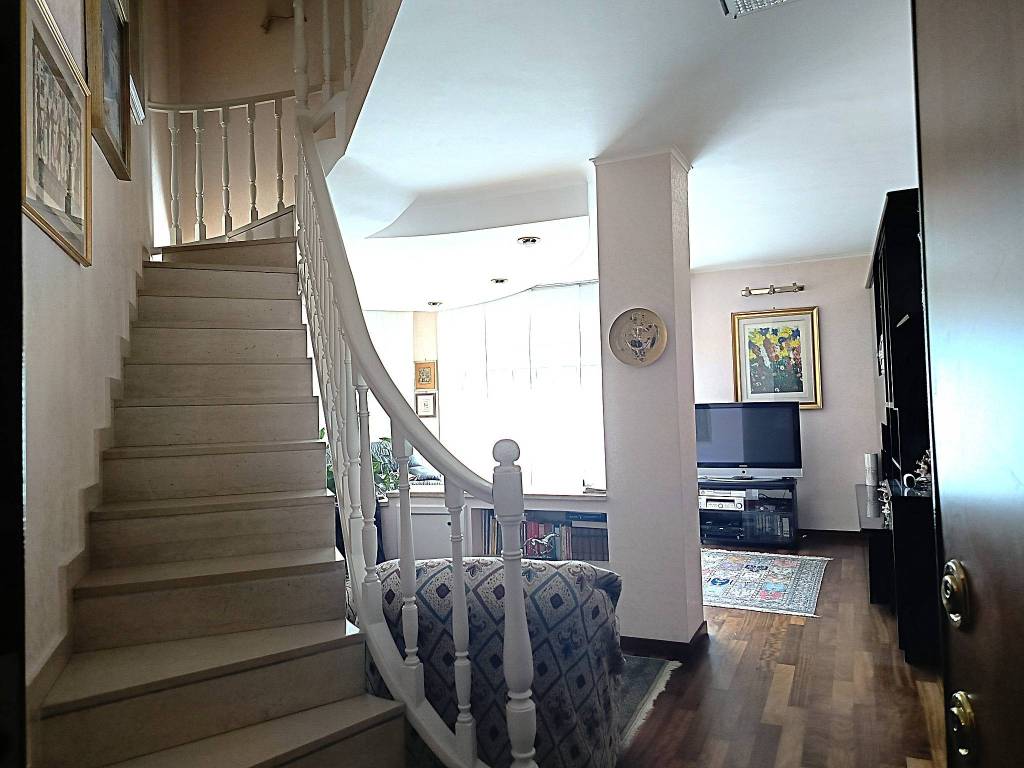 appartamento in vendita a Roma in zona EUR