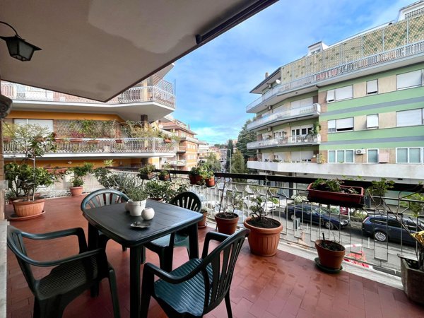 appartamento in vendita a Roma in zona Monte Sacro/Talenti