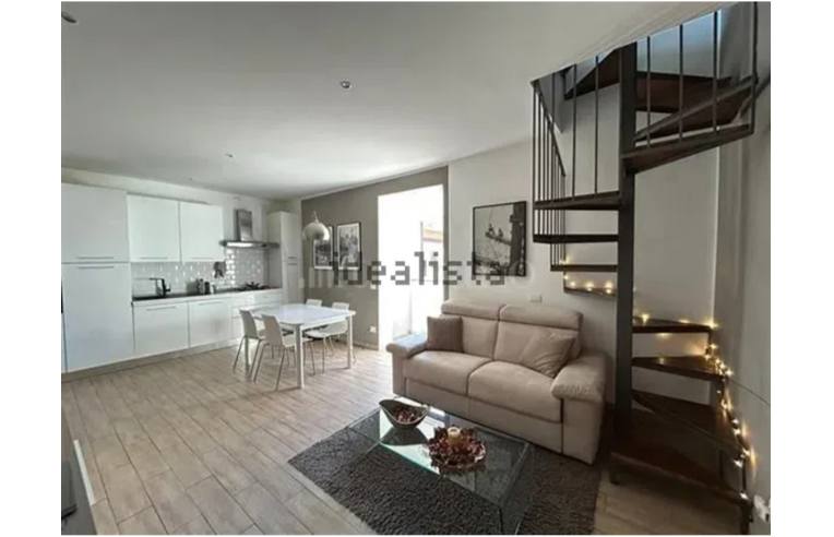 appartamento in vendita a Roma in zona Acilia