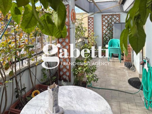 appartamento in vendita a Roma in zona Prenestino-Labicano