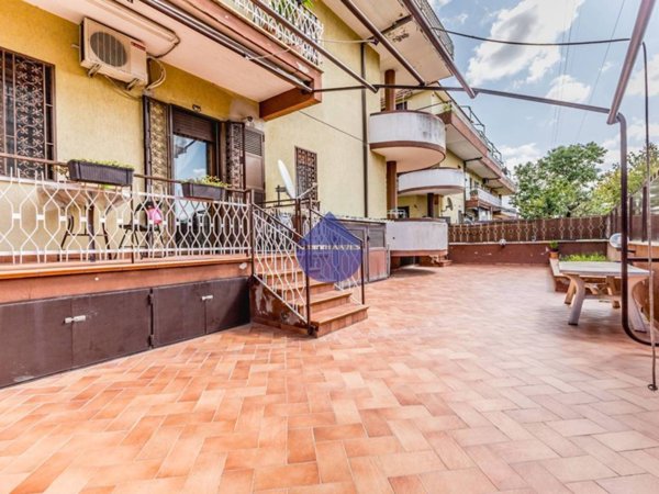 appartamento in vendita a Roma in zona Cinecittà