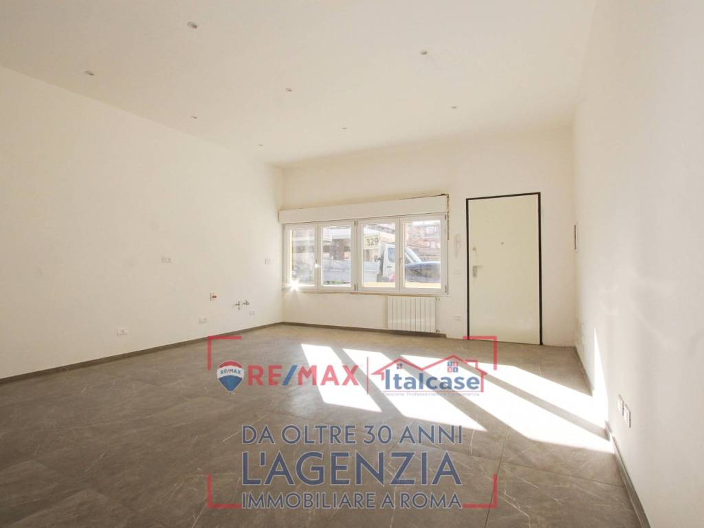 appartamento in vendita a Roma in zona Torrevecchia