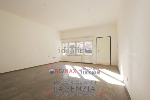 appartamento in vendita a Roma in zona Torrevecchia