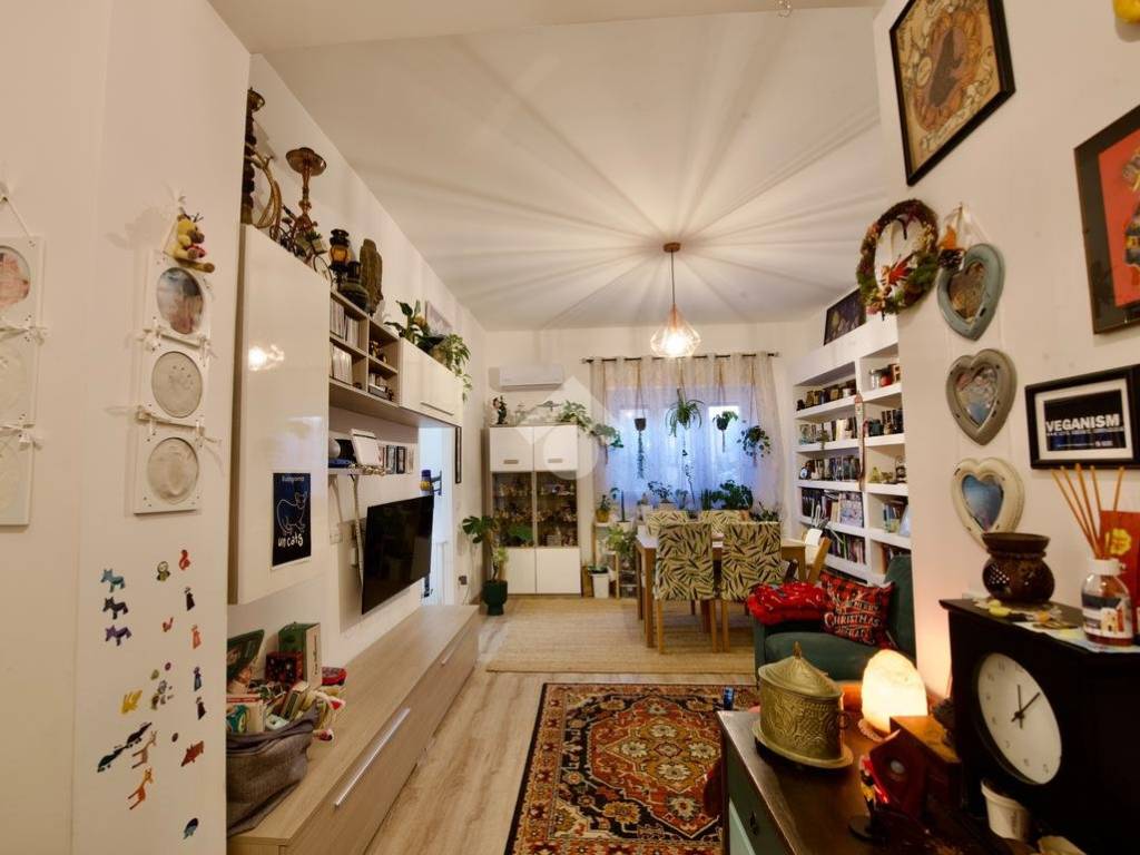 appartamento in vendita a Roma in zona Ostia