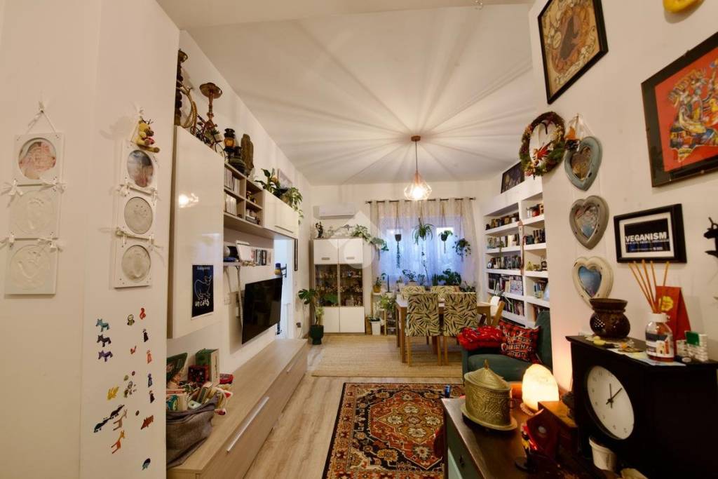 appartamento in vendita a Roma in zona Ostia