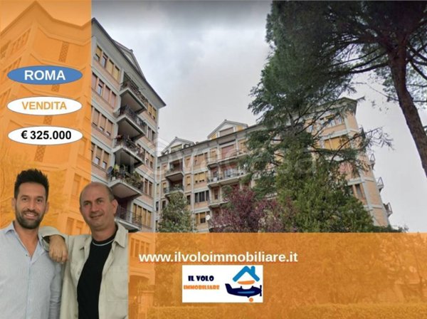 appartamento in vendita a Roma in zona Ardeatino