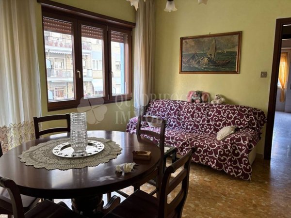 appartamento in vendita a Roma in zona Cinecittà