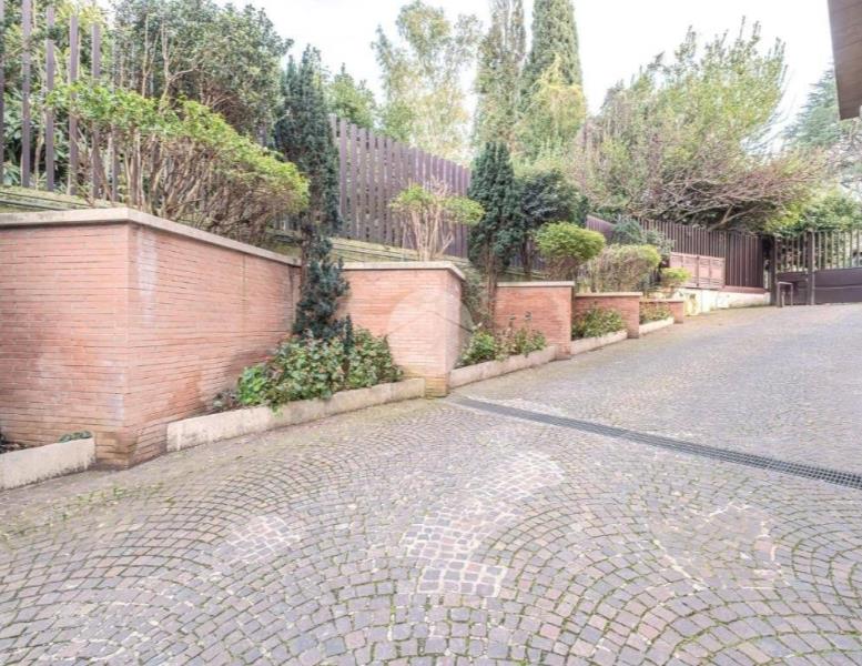 casa indipendente in vendita a Roma in zona EUR