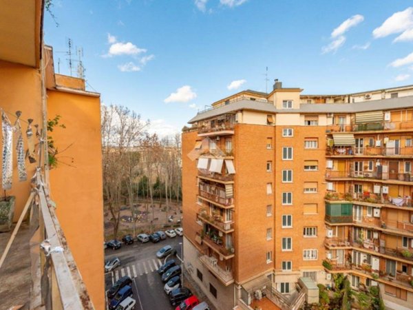 appartamento in vendita a Roma in zona Monte Sacro/Talenti