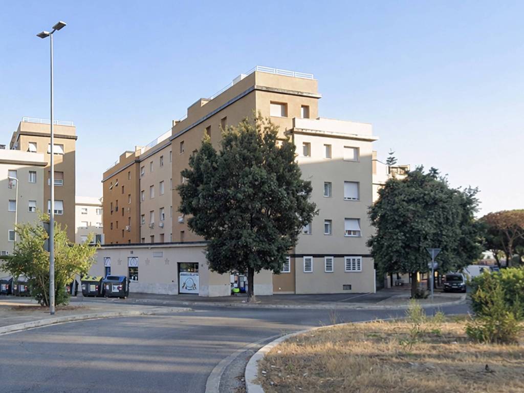 appartamento in vendita a Roma in zona Ostia