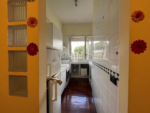 appartamento in vendita a Roma in zona Ardeatino