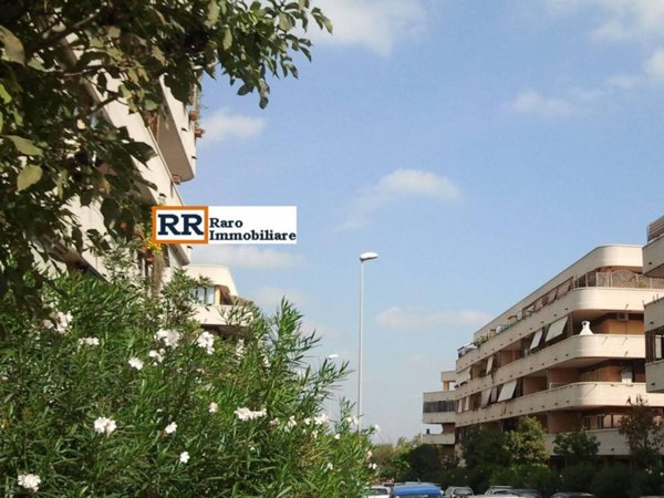 appartamento in vendita a Roma in zona Ostiense