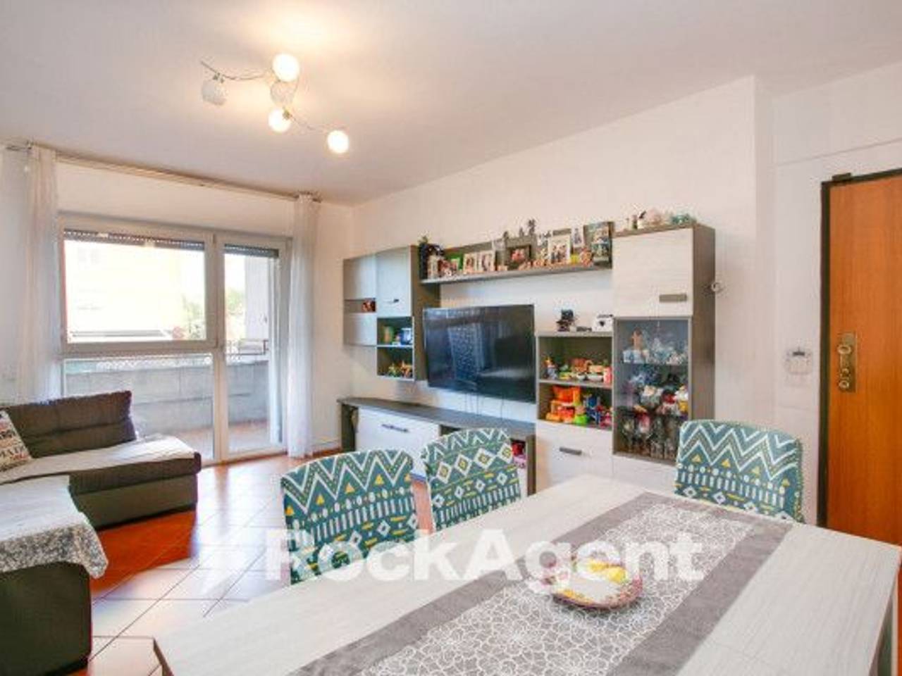 appartamento in vendita a Roma in zona Torrino