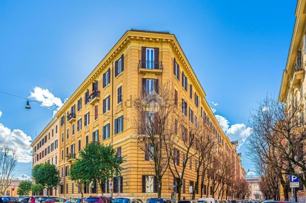 appartamento in vendita a Roma in zona Della Vittoria