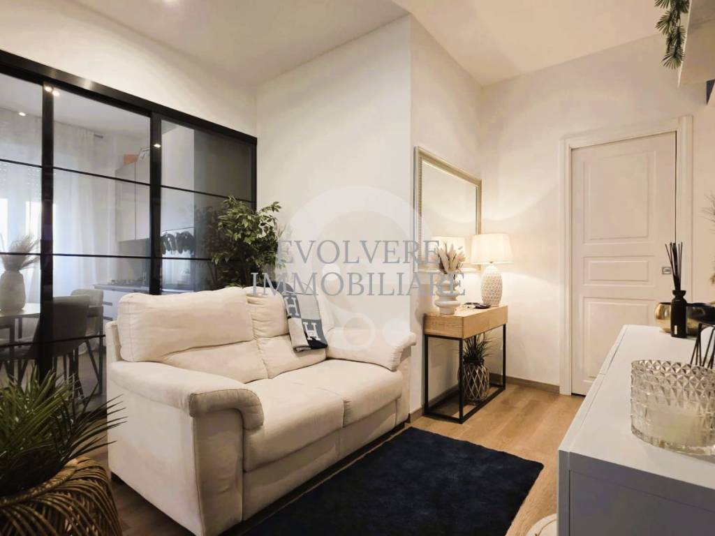 appartamento in vendita a Roma in zona Appio Latino