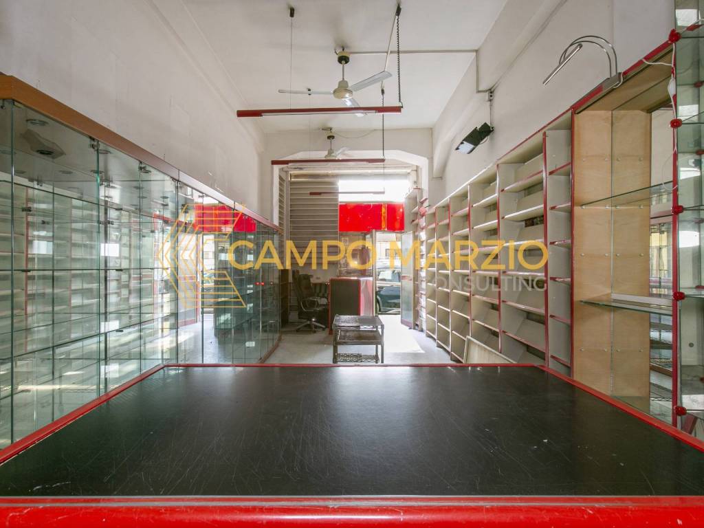 ufficio in vendita a Roma in zona Castro Pretorio