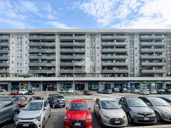 appartamento in vendita a Roma in zona Cinecittà