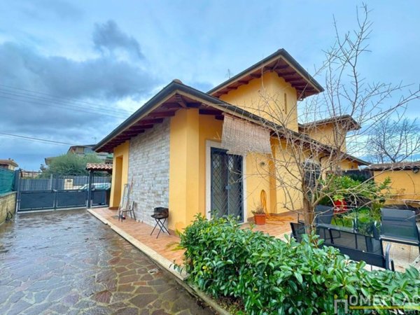 casa indipendente in vendita a Roma in zona Borghesiana