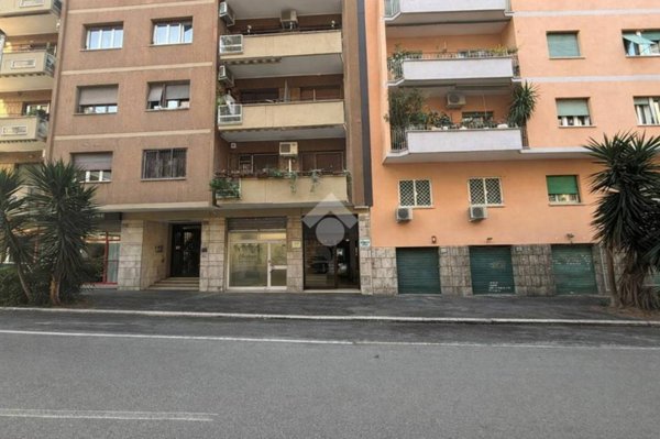 negozio in vendita a Roma