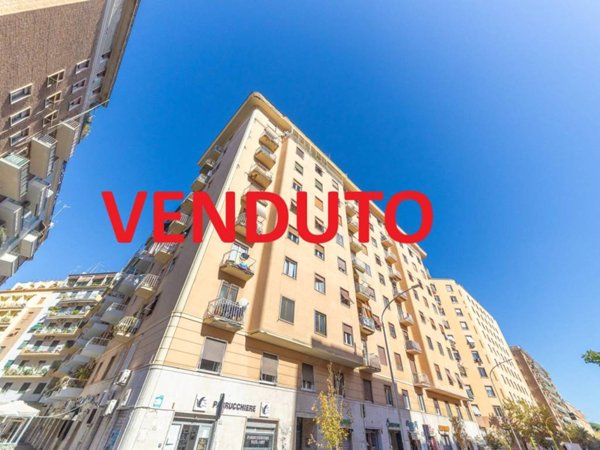 appartamento in vendita a Roma in zona Appio Latino