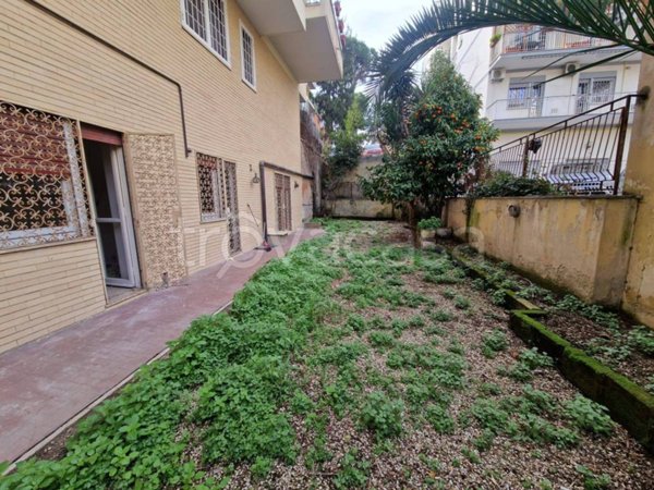 appartamento in vendita a Roma in zona Gianicolense