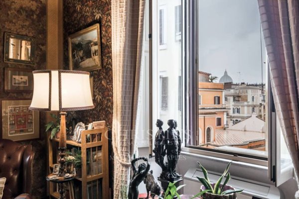 appartamento in vendita a Roma in zona Rione Prati