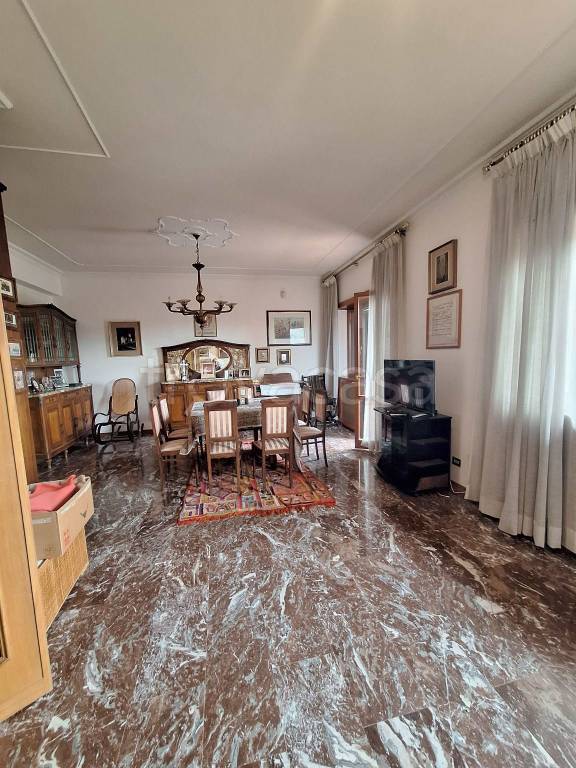 appartamento in vendita a Roma in zona Tor di Quinto