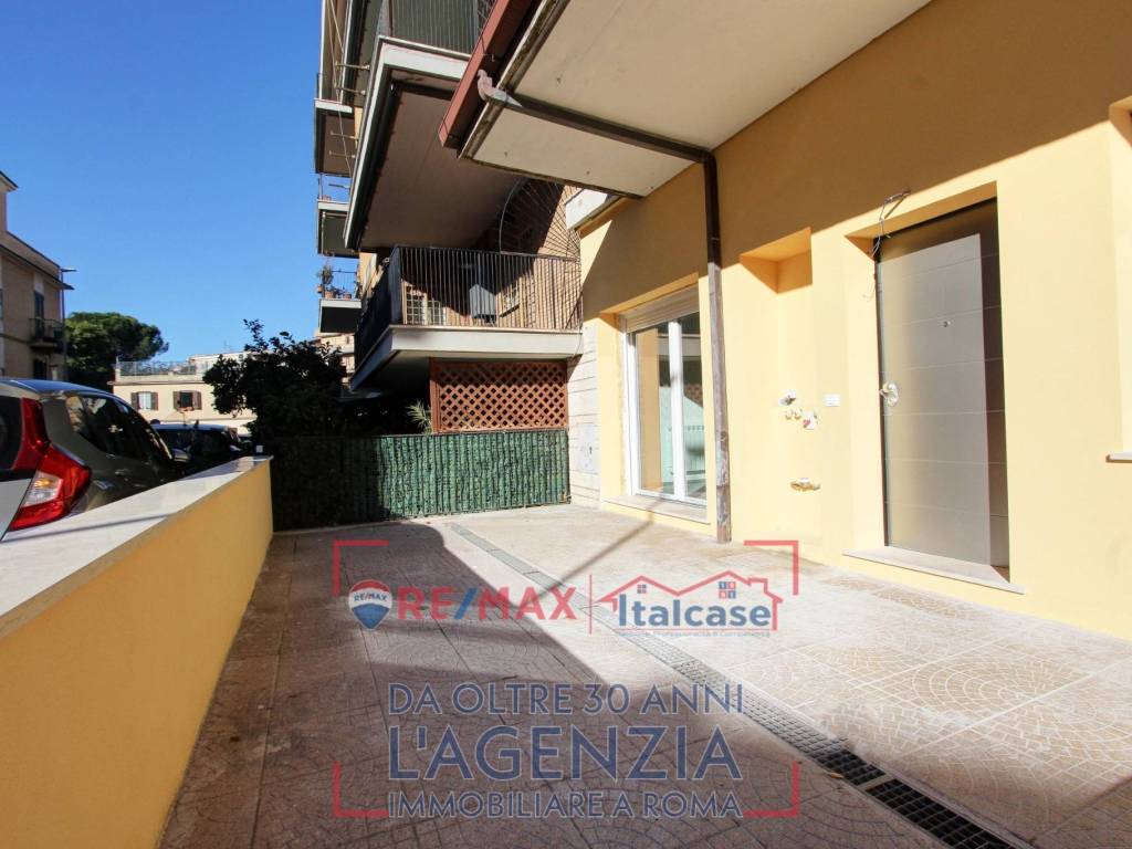 appartamento in vendita a Roma in zona Torrevecchia