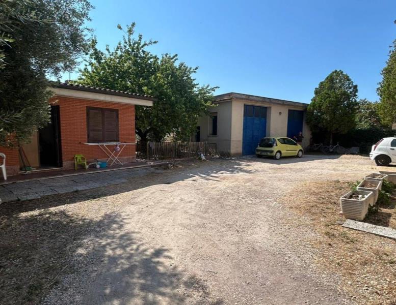 casa indipendente in vendita a Roma