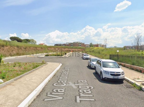 appartamento in vendita a Roma in zona Ponte di Nona