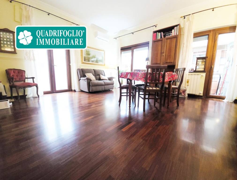 appartamento in vendita a Roma in zona Ostia