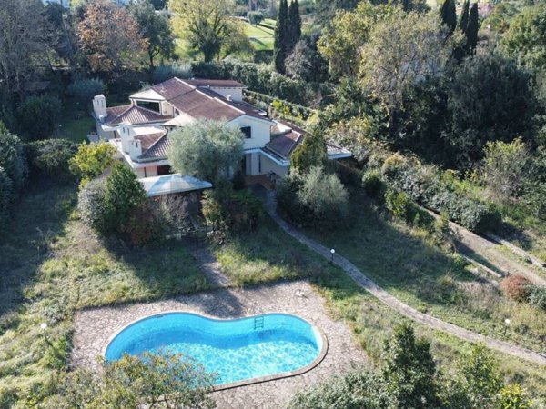 casa indipendente in vendita a Roma in zona Olgiata