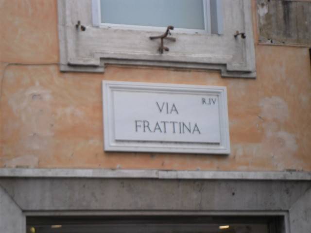 negozio in vendita a Roma in zona Centro Storico