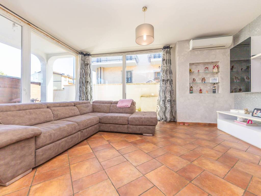 appartamento in vendita a Roma in zona Borghesiana