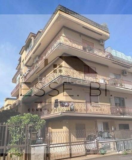 appartamento in vendita a Roma in zona Tor Bella Monaca