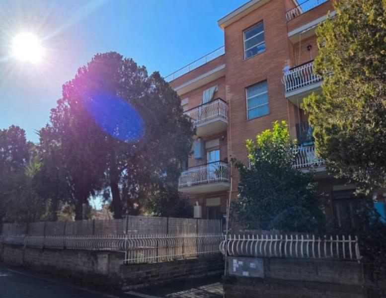 appartamento in vendita a Roma in zona Dragona/Bagnoletto
