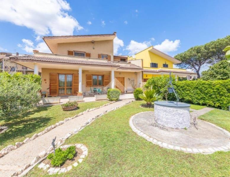 casa indipendente in vendita a Roma in zona Casal Monastero