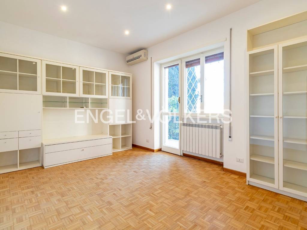 appartamento in vendita a Roma in zona Aurelio