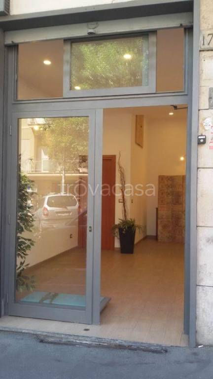 negozio in vendita a Roma in zona Gianicolense