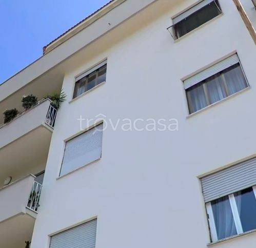appartamento in vendita a Roma in zona Ardeatino