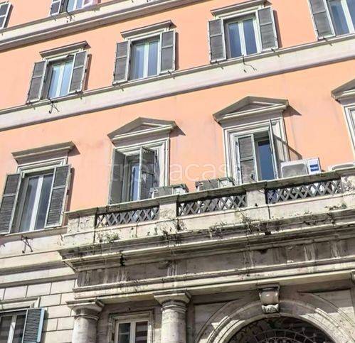 appartamento in vendita a Roma in zona Rione Monti/Campitelli