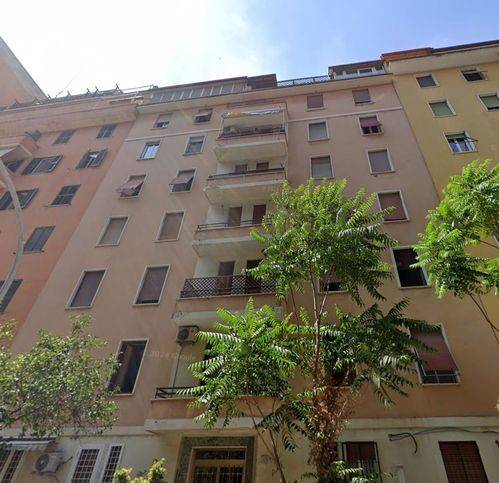 appartamento in vendita a Roma in zona Tuscolano