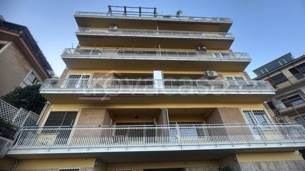 appartamento in vendita a Roma in zona Tor di Quinto