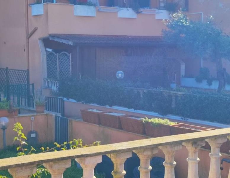 appartamento in vendita a Roma in zona Castel di Leva